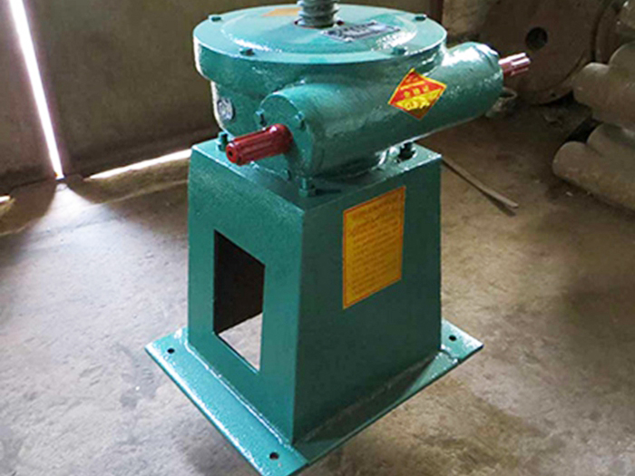 手搖螺桿啟閉機(jī)