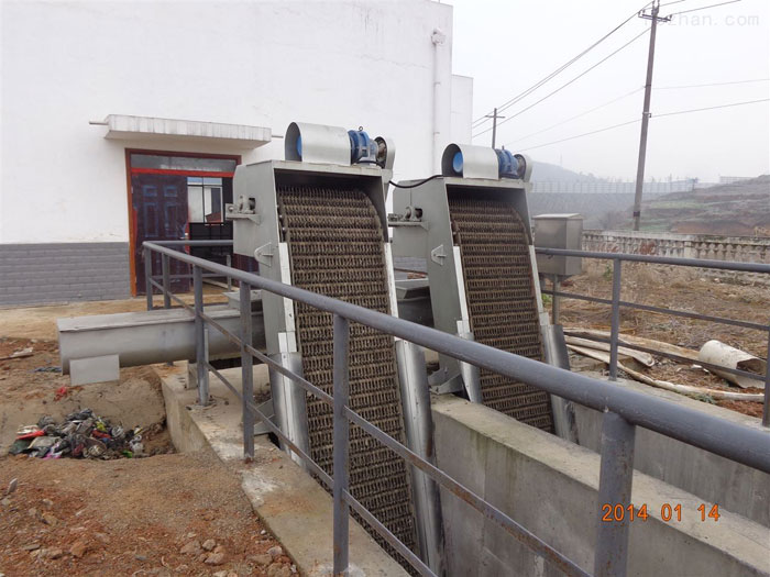 回轉(zhuǎn)式清污機