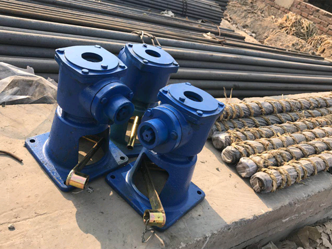 側(cè)搖螺桿啟閉機(jī) 