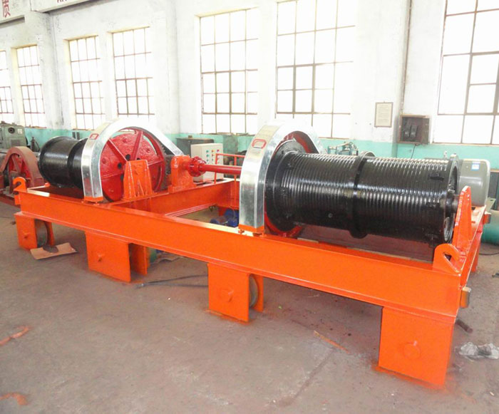 雙吊臺(tái)車式卷?yè)P(yáng)啟閉機(jī)